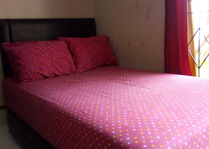 Hostal Adelia